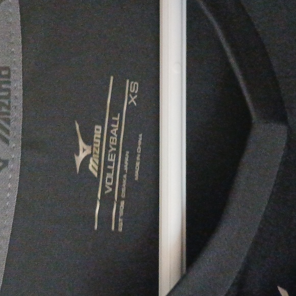 Womens Mizuno volleyball shirt long sleeve nwt size xs colors black blue white - Picture 2 of 10